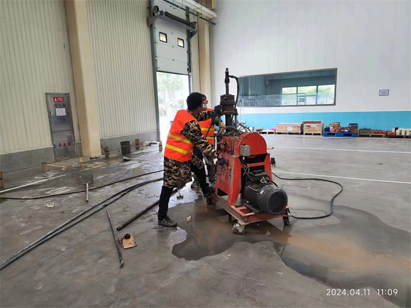 永城厂房地面下沉塌陷注浆加固施工